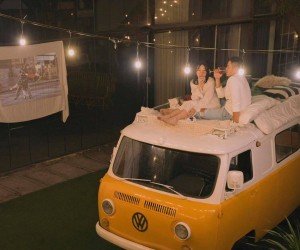 HỚP NGAY NHỮNG KHUNG HÌNH LÃNG MẠN TẠI PHIM TRƯỜNG ĐẦU TIÊN CỦA SÀI GÒN